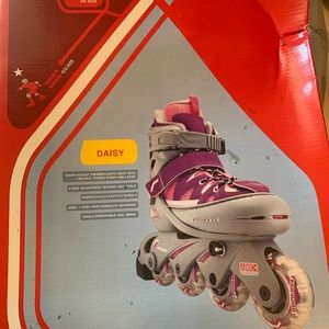Girls size 1-4 F Forward in-line skates